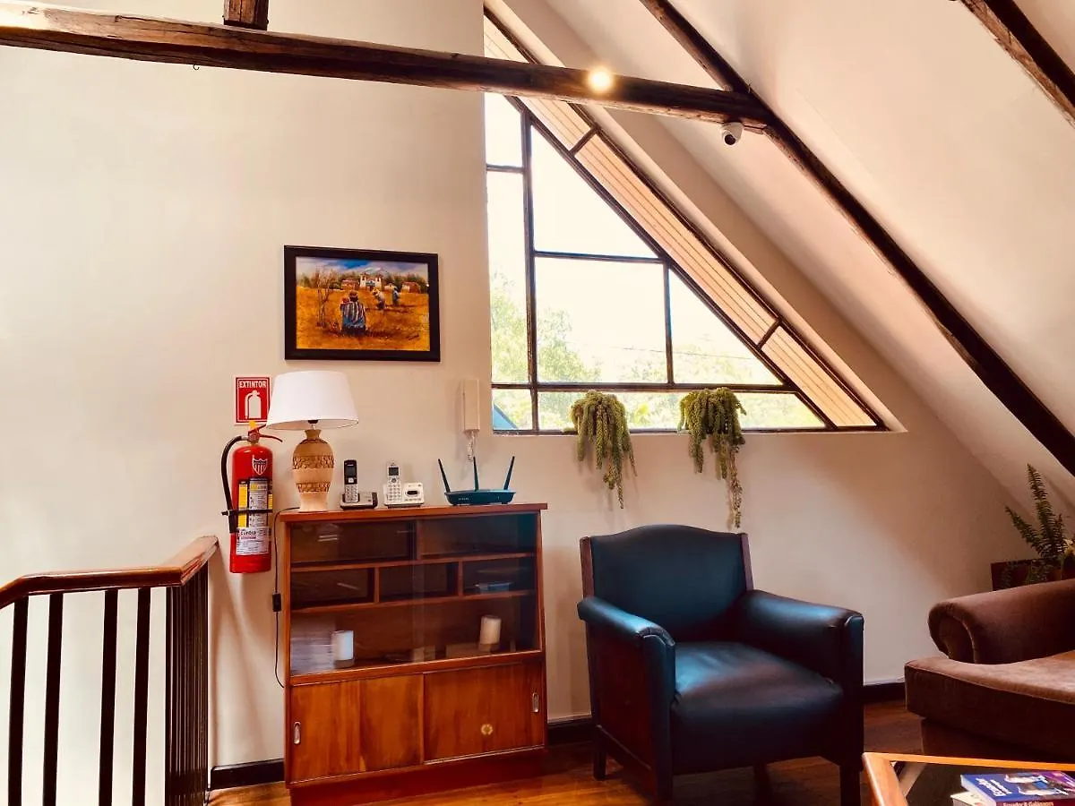 Cuenca Rooms Guest House B&B
