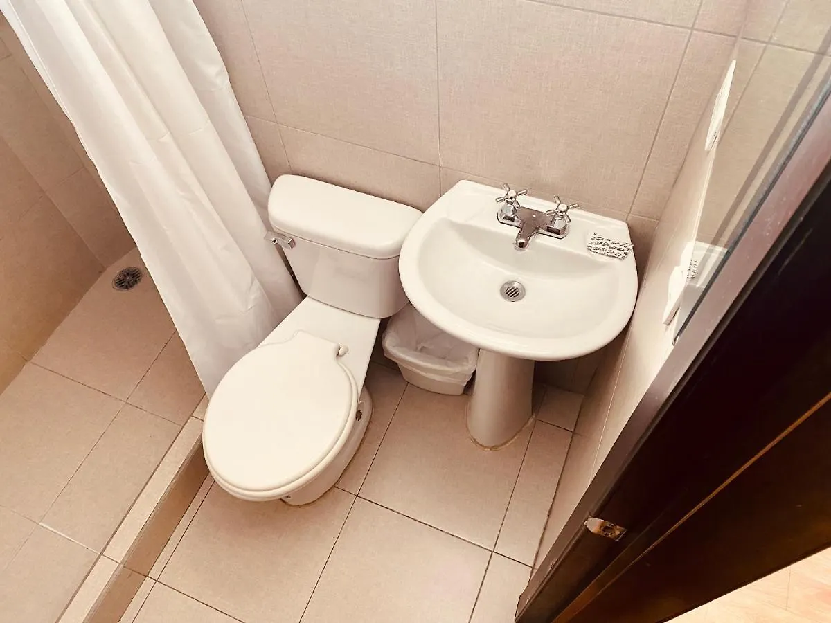 Cuenca Rooms Guest House 0*,
